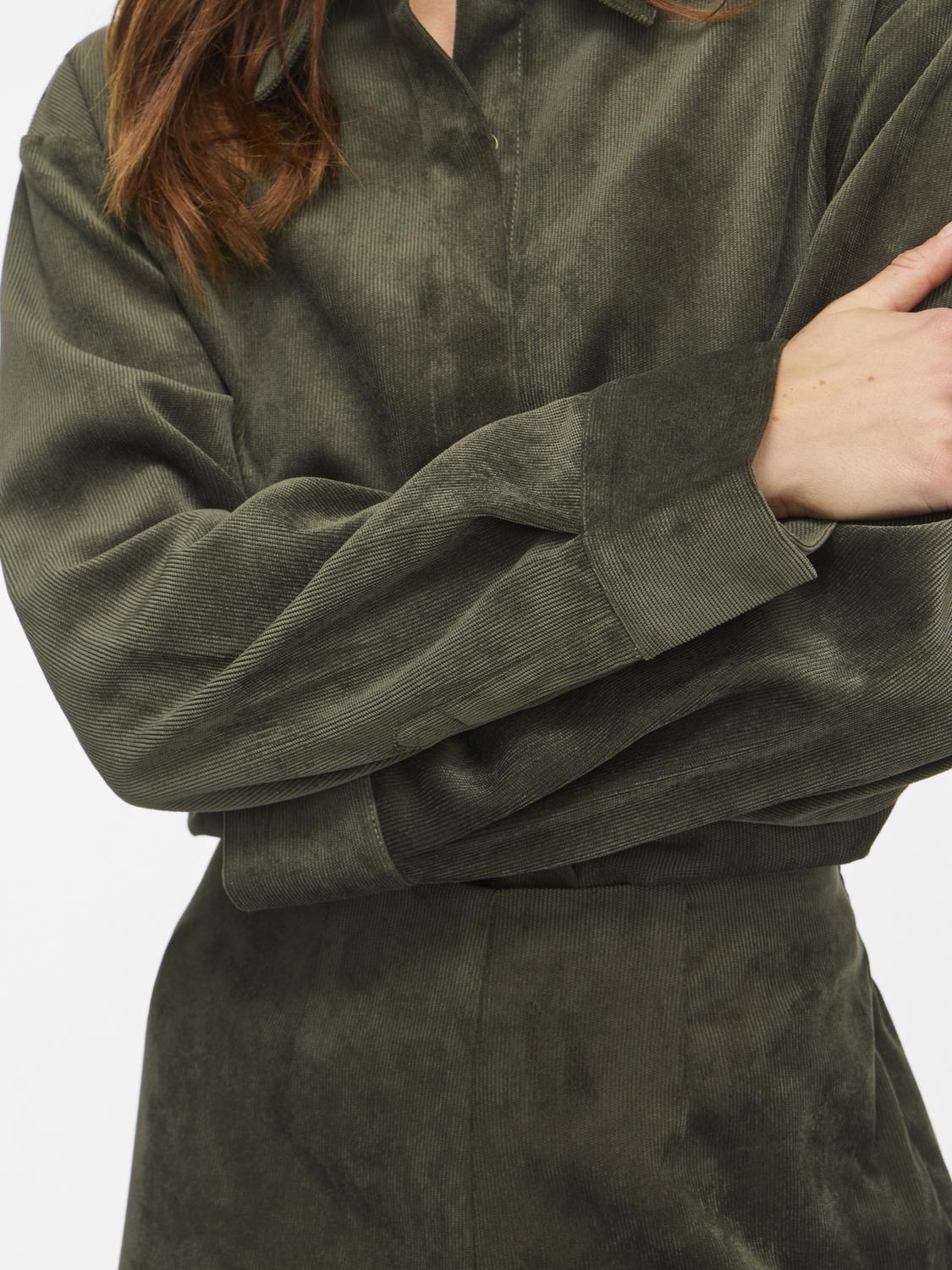 model_shot-detail